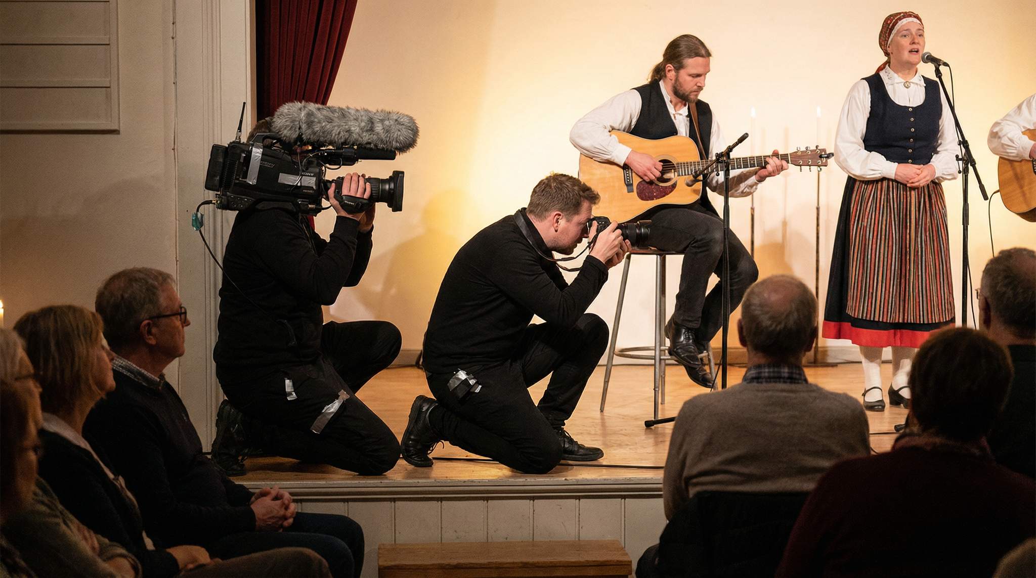 Photography & Film Crews at Folk Festivals: Low-Impact Capture in Sensitive Spaces