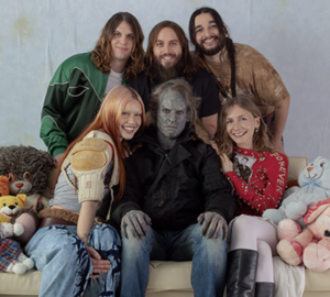 Wet Leg with Blondshell