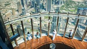 At The Top, Burj Khalifa SILVER - Peak Hours + Dubai Aquarium