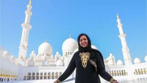 Premium Abu Dhabi Full-Day City Tour from Dubai | German Shared