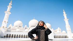 Abu Dhabi Sheikh Zayed Grand Mosque Half-Day Tour from Dubai | Shared