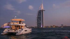 Dubai Marina Moonlight Yacht Tour with Live BBQ - 2 Hours
