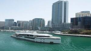 Lotus Megayacht - Shared Dinner Cruise with Unlimited Beverages