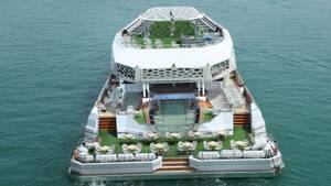 Lotus Royale Megayacht - Shared Dinner Cruise with VIP Table
