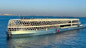 Lotus Royale Megayacht With Butler - Shared Dinner Cruise