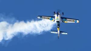 Selebaran ActionFlight G-Force Aerobatic Experience