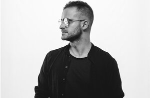 YOU KNOW : SANTIAGO GARC&Iacute;A (Innervisions - Interpret)