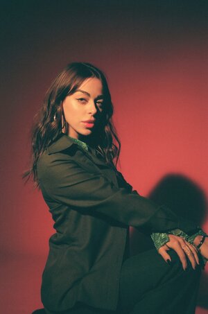 PUSH PLAY with Lauren Mia